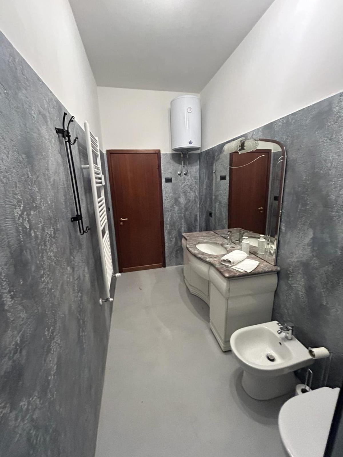 Casa Teresa Apartment ฟลอเรนซ์ ภายนอก รูปภาพ
